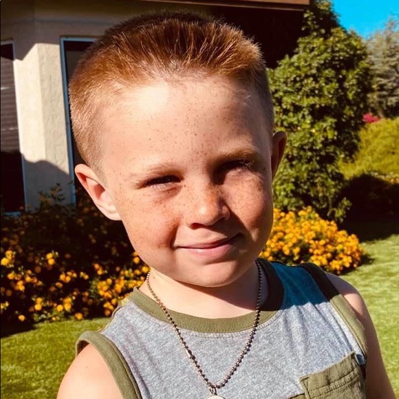 Meet your 🏌🏽♀️POSH Ambassador 🏌🏽♀️Dixie - Picture 3 of 4